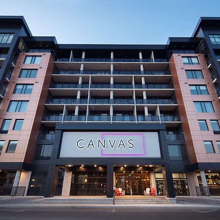 Canvas Moncton, Tapestry Collection By Hilton Esterno foto