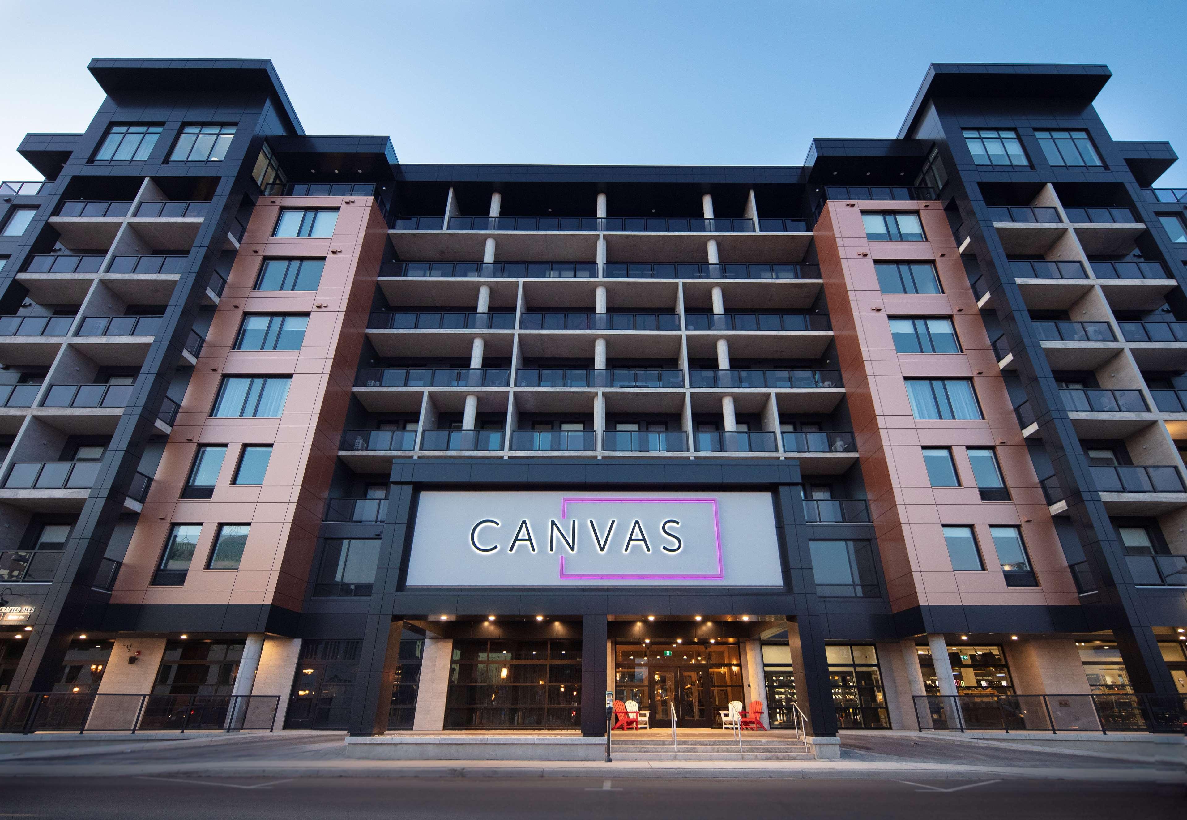 Canvas Moncton, Tapestry Collection By Hilton Esterno foto