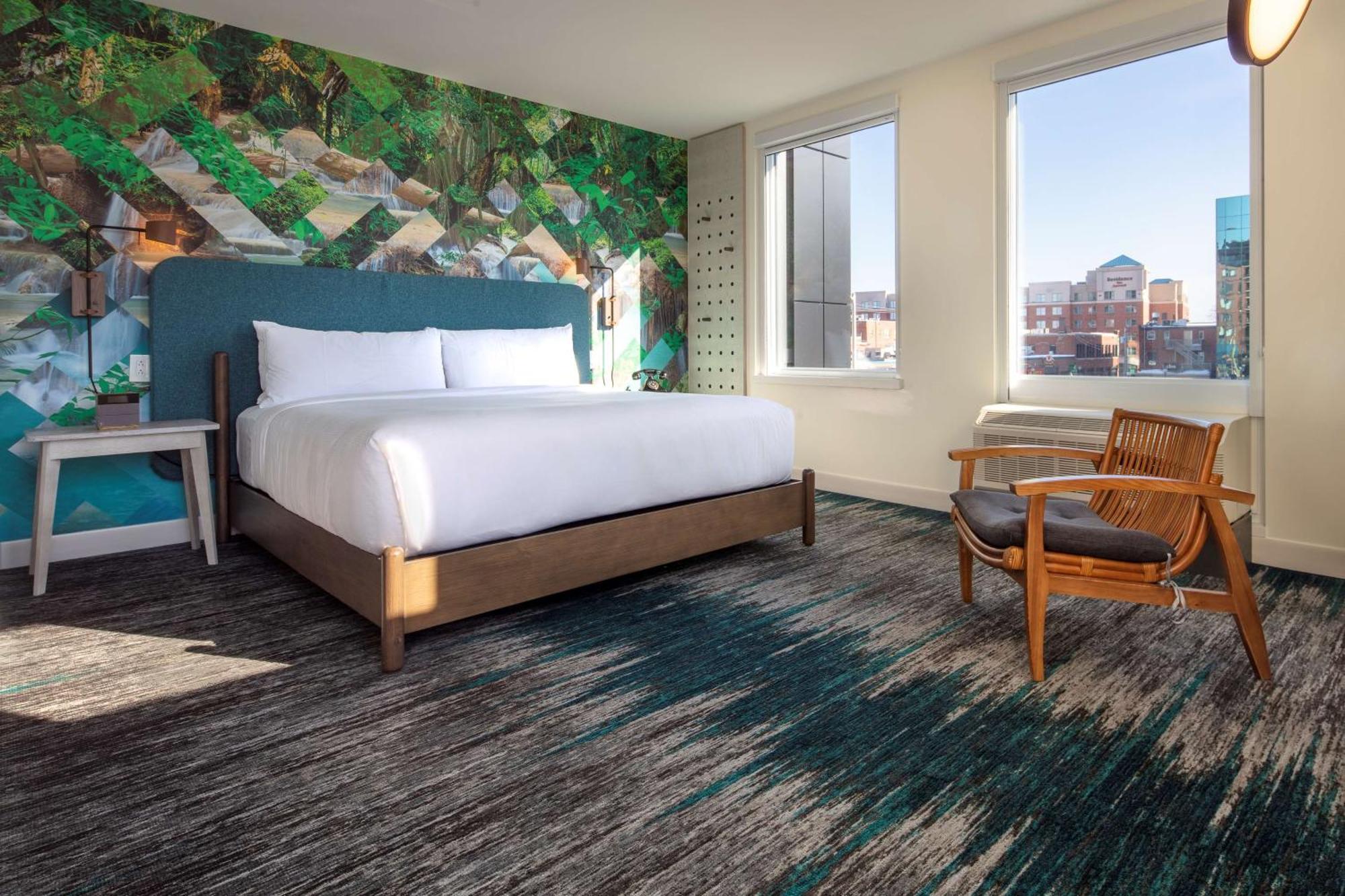 Canvas Moncton, Tapestry Collection By Hilton Esterno foto